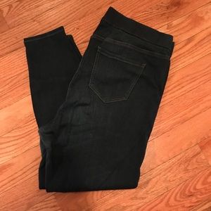 Women’s Ankle Length Denim Jeggings